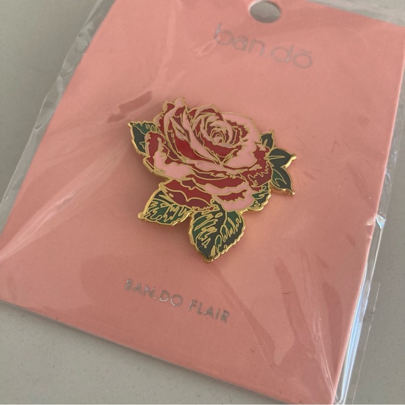 ban.do • Rose Pin - Picture 3 of 6